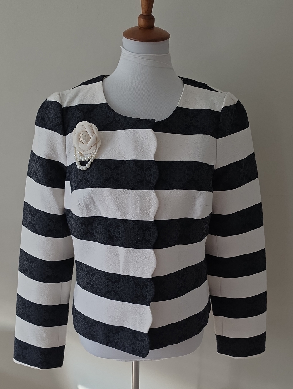 Banana Republic Striped Black & White Women's Jacket with Floral Brooch